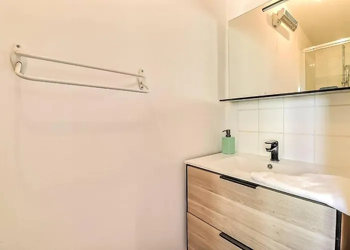 L'ideal - Centre - Climatisation - Confort Garanti *